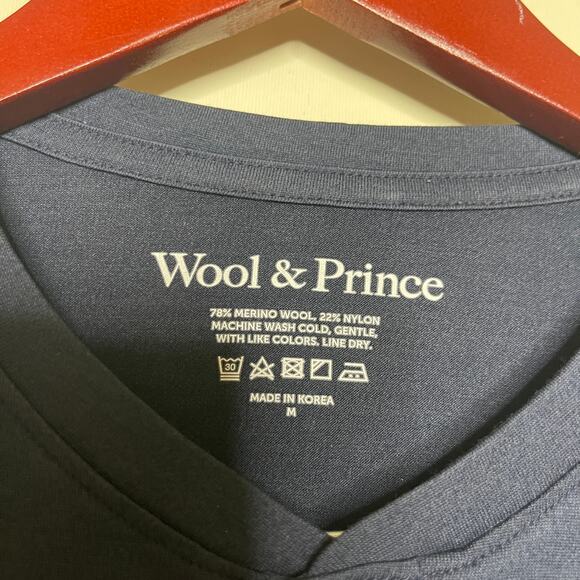 Wool & Prince navy merino wool Hanley sz M - Picture 2 of 5